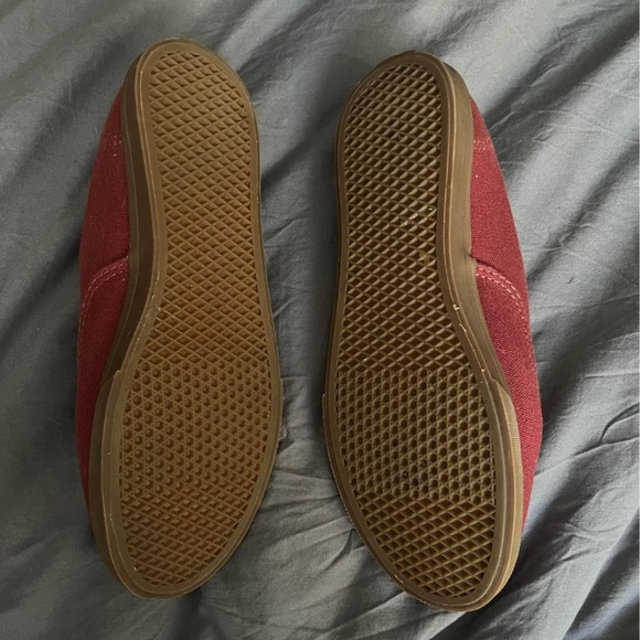 Burgundy Vans ladies - Picture 2 of 3